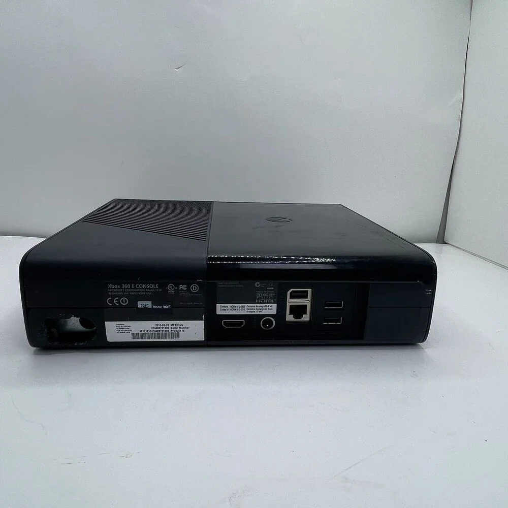 Black Microsoft Xbox 360 E Model 1538 Slim Console Only *FOR PARTS / READ*